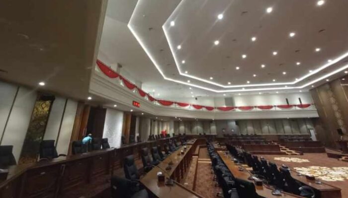 Gedung DPRD Bojonegoro Kembali Normal, Bagaimana Dampak Cuaca Ekstrem bagi Pelayanan Publik?