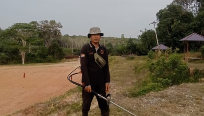 Dari Sialang Bungkuk, Pelalawan ke Seluruh Indonesia: Aksi Kecil Bagok tentang Kebersihan, Menginspirasi Banyak Orang