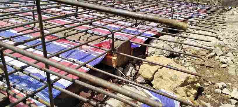 Jembatan Pangeran Hidayat Ketapang diduga dibangun tidak sesuai spesifikasi kontrak APBD