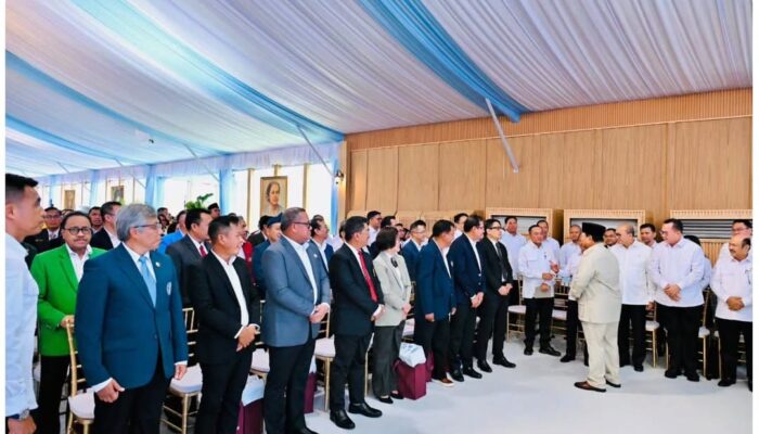 Taklimat Presiden di Jakarta, Prabowo Ajak Akademisi Evaluasi: Sudahkah Kampus Hadir Nyata untuk Rakyat?