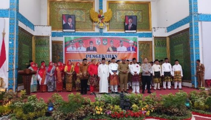 Bupati Pelalawan Kukuhkan Pengurus MKP 2025–2030: Peran Strategis Tokoh Daerah, Sejauh Mana Dampaknya bagi Pembangunan Pelalawan?