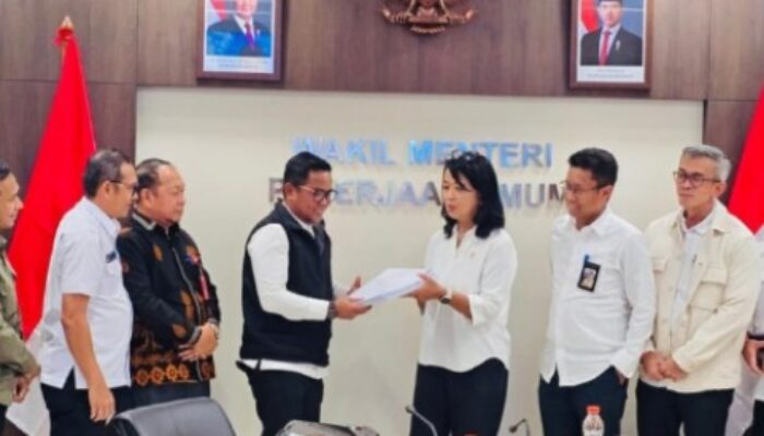 Audiensi ke Wamen PU RI di Jakarta, Bupati Zukri Dorong Infrastruktur Strategis Pelalawan: Apa Dampaknya ke Warga?