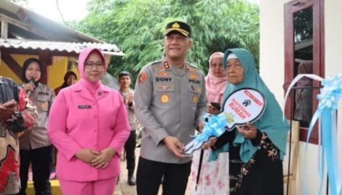 Polres Subang Serahkan Rumah Layak Huni untuk Warga Pabuaran: Seberapa Besar Dampaknya bagi Masyarakat?