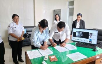 Penandatanganan PKS antara Dinas Kearsipan dan Perpustakaan Sikka dan Prodi Ilmu Komunikasi UNIPA Maumere