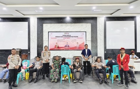 PMKRI Maumere, Donor Darah, Polres Sikka, PMI Sikka, Mahasiswa Katolik, Kegiatan Sosial, NTT