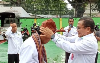 Diiringi Natoni dan Tarian, Kemenag TTU Sambut Kunker Kakanwil NTT Kakanwil Kemenag NTT Disambut Natoni dan Tarian Adat di Kefamenanu