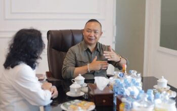 Bupati Ketapang Alexander Wilyo menerima audiensi KPP Pratama Ketapang membahas optimalisasi pajak daerah dan sistem Coretax untuk memperkuat APBN