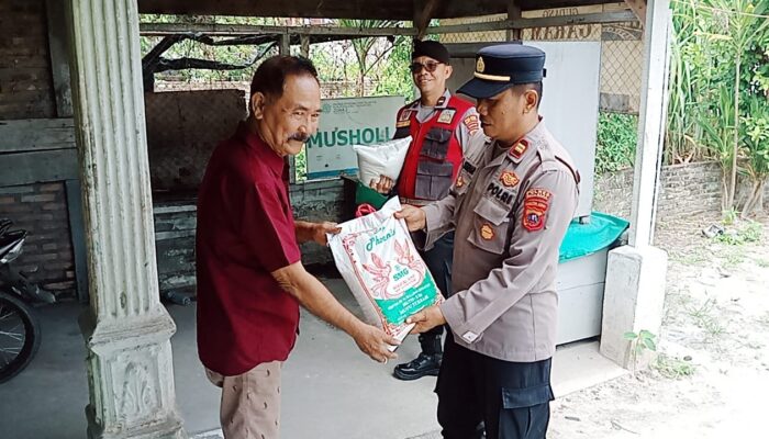 Mengetuk Pintu Hati di Pelosok Batu Bara: Wujud Kepedulian Polsek Indrapura Melalui Jumat Berkah