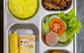 Orang Tua Siswa SD 8 Bontosunggu Desak BGN Hentikan Operasional Dapur MBG dan Evaluasi Oknum SPPG