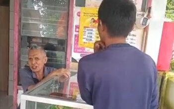 Warga Tunanetra Bangkalaloe Jeneponto Terlantar, Bansos Terhenti dan KIS Anak Dinonaktifkan — Perlindungannya Di Mana? warga tunanetra jeneponto kehilangan bantuan sosial dan kis anak akibat data kesejahteraan bermasalah