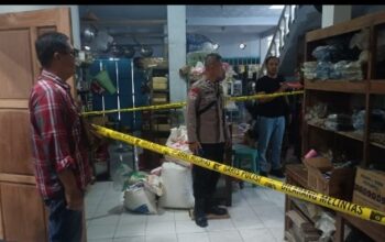 Subuh Berdarah di Purworejo: Lansia di Loano Ditusuk Pelaku Pencurian, Bagaimana Perlindungan Hukum Warga? percobaan pencurian dengan kekerasan di Loano Purworejo