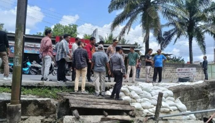 Konflik  Infrastruktur di Pelalawan: PT Arara Abadi Tinjau Jalan Datuk Laksamana, Akankah Komitmen Perbaikan Benar-Benar Ditepati?