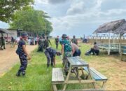 Aksi Bersih Pantai di Ketapang: Prajurit Lanal dan Warga Bergerak Jaga Laut Nusantara, Sejauh Mana Dampaknya?