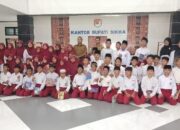 Bupati Sikka Terima Tur Wisata Literasi Siswa MI Al Muhajirin, Apa Dampaknya bagi Pendidikan Daerah?