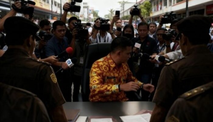 Etika Pers di Ketapang: Klarifikasi Sepihak Abdul Razak Dipersoalkan, Di Mana Tanggung Jawab Publik?