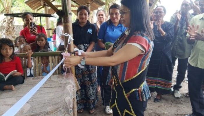 Bunda Literasi Resmikan Pondok Literasi Nuba Nanga di Desa Tana Duen, Apa Dampaknya?