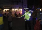 Sambut Fajar Ramadhan, Polres Langkat Berbagi Nasi Sahur untuk Masyarakat Stabat