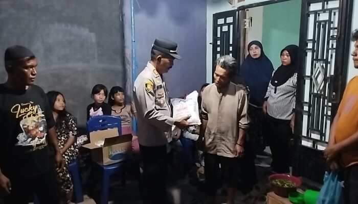 Kapolsek Medang Deras AKP A.H. Sagala Serahkan Bantuan Sosial ke Keluarga Korban Tenggelam