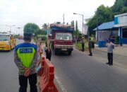 Antisipasi Kemacetan Arus Balik Mudik, Personil Pos Ketupat Toba 2026 Polresta Deli Serdang Optimalkan Gatur dan Rekayasa Lalu Lintas.