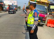 Ops Ketupat Toba 2026, Personel Pos Yan 1 Simpang Kuala Tanjung Siaga Atur Lalin