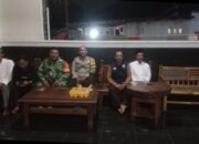 Babinsa Koramil 14/Panongan Komsos Bersama Warga, Himbau Jaga Kamtibmas Saat Malam Ramadhan