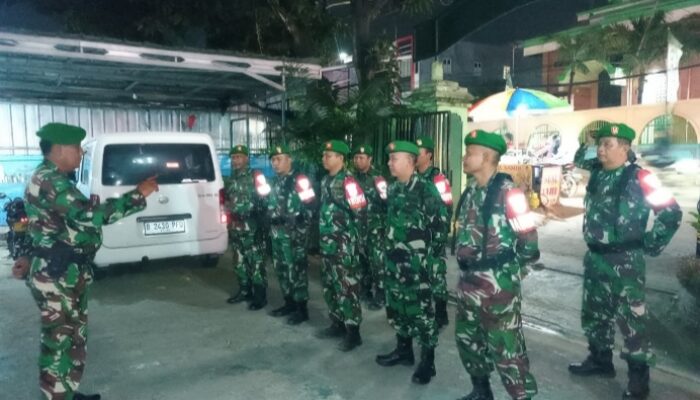 Patroli Malam Koramil 01/Teluknaga Sisir Pesisir Utara, Kendaraan Taktis Maung Amankan Wilayah Strategis