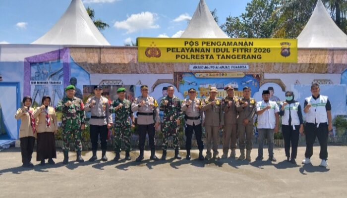 Babinsa Balaraja Siaga di Pos PAM, Pengamanan Mudik Lebaran Diperketat