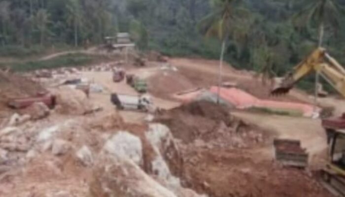 Tambang Ilegal Ratatotok Minahasa Tenggara Disorot: Aktivitas Puluhan Alat Berat Picu Kritik Aktivis Lingkungan