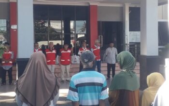 Aksi Sosial PMI di Cilacap: 500 Paket Sembako Dibagikan Jelang Lebaran, Seberapa Besar Dampaknya bagi Warga?