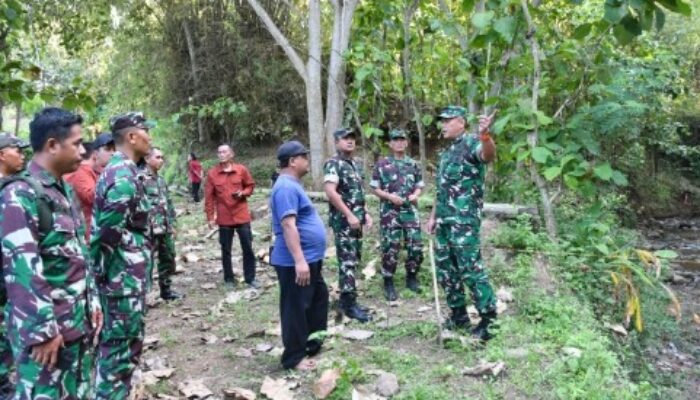Infrastruktur Desa di Ponorogo: Danrem 081/Dsj Tinjau Pembangunan Jembatan Perintis Garuda dan Armco, Apa Manfaatnya?
