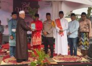 Bupati dan Wabup Pelalawan Salat Id di Lapangan Mini Soccer: Harapan Besar untuk Kesejahteraan Masyarakat, Mampukah Terwujud?