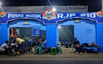 relawan jalan Purworejo bantu pemudik jalur Loano Lebaran