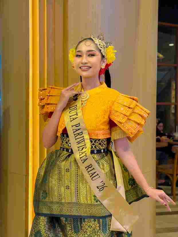 Wahyu Trinanda Puteri finalis Duta Pariwisata Riau 2026 asal Pelalawan tampil dalam ajang minat bakat budaya Melayu