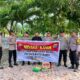 Bentuk Kepedulian Polri, Kapolsek Labuhan Ruku Salurkan Paket Sembako Melalui Program Minggu Kasih
