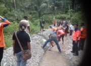 Nasional | Bencana Sikka Lumpuhkan Akses Warga: BPBD dan Masyarakat Gotong Royong Bersihkan Jalan, Kapan Pemulihan Tuntas?