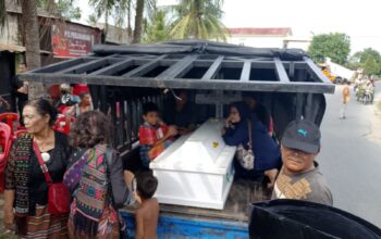 Pemakaman Guru Berjalan Sunyi, Camat dan Kades Absen Luka Warga Hamparan Perak Menganga IMG-20260429-WA0105