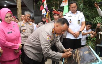 Nasional | Polresta Cilacap Bangun Jembatan Merah Putih di Gandrungmangu: Solusi Akses Warga atau Model Kepedulian Polri di Daerah?