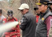 Nasional | Pelalawan – Bupati Turun Langsung Padamkan Karhutla di Gambut Mutiara, Terkendali atau Ancaman Masih Mengintai?