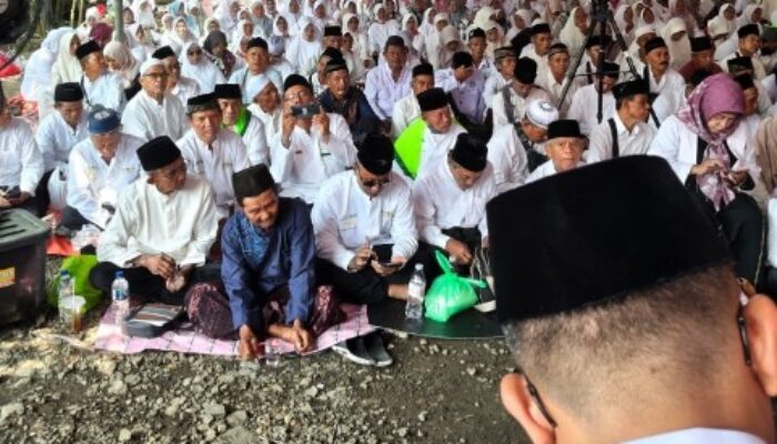 Nasional | Cilacap – Mujahadah Kubro Planjan Dihadiri 15 Ribu Jamaah, Spirit Doa Bersama atau Simbol Kekuatan Sosial Keagamaan?