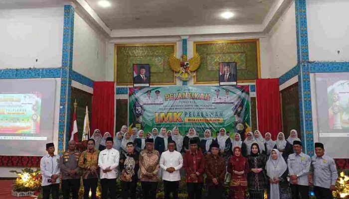 Nasional | Bupati Zukri Hadiri Pelantikan IMK dan Hiwakap Pelalawan, Dorong Persatuan dan Peran Aktif Paguyuban