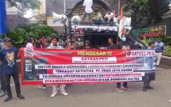 Nasional | DPD Laskar Anti Korupsi Indonesia Sulawesi Tenggara Geruduk Kejaksaan Agung, Desak Investigasi Dugaan Tambang Ilegal di Bombana 1001632609_11zon