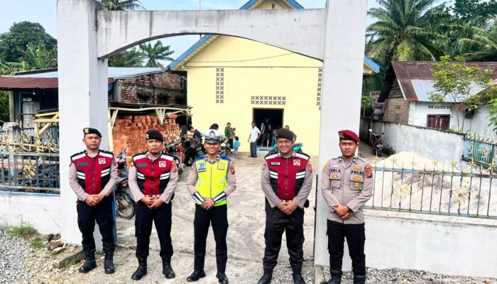 Pastikan Kekhusyukan Ibadah Kenaikan Yesus Kristus, Polres Batu Bara Intensifkan Patroli Gereja
