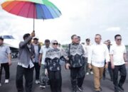 Bupati Aleksander Wilyo dan Wakil bupati Jamhuri Amir Sambut dengan meriah kedatangan Bpk Oesman Sapta Odang (OSO di Bandara Rahadi Oesman ketapang