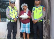 Minggu Kasih Satlantas Batu Bara: Patroli Lancarkan Arus Lalu Lintas, Sembako Hadirkan Kepedulian untuk Warga