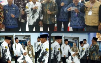 Wakil Bupati Ketapang, Jamhuri Amir, S.H., mengantar langsung calon jamaah haji menuju Mekkah di Embarkasi Batam minggu 10/5/2026