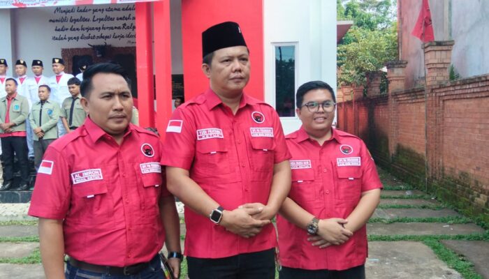 Nasional|DPC PDI Perjuangan Musi Rawas Gelar Upacara dan Bantu Wong Cilik pada Hari Lahir Pancasila, Apa Makna di Baliknya?