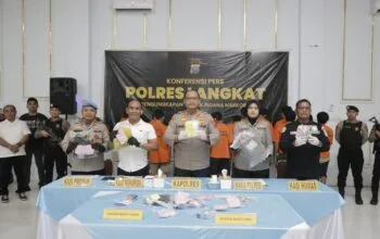 Polres Langkat mengungkap puluhan kasus narkotika dalam Operasi Antik Toba 2026 dengan puluhan tersangka dan barang bukti sabu serta ganja.