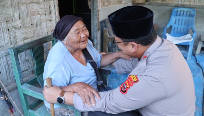 *Kapolres Langkat Tunjukkan Kepedulian Sosial Melalui Program Bedah Rumah Sambut Hari Bhayangkara Ke-80*
