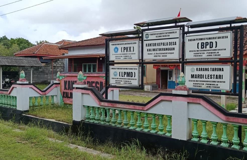 Anak di bawah umur RR didampingi orang tua saat menghadapi proses hukum di Purworejo