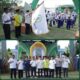Sekda Ketapang, Repalianto, secara resmi melepas Pawai Ta’aruf yang ditandai dengan pengangkatan bendera